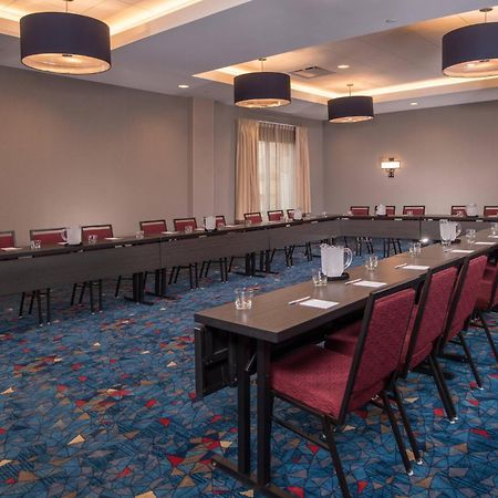 Towneplace Suites By Marriott Altoona Luaran gambar