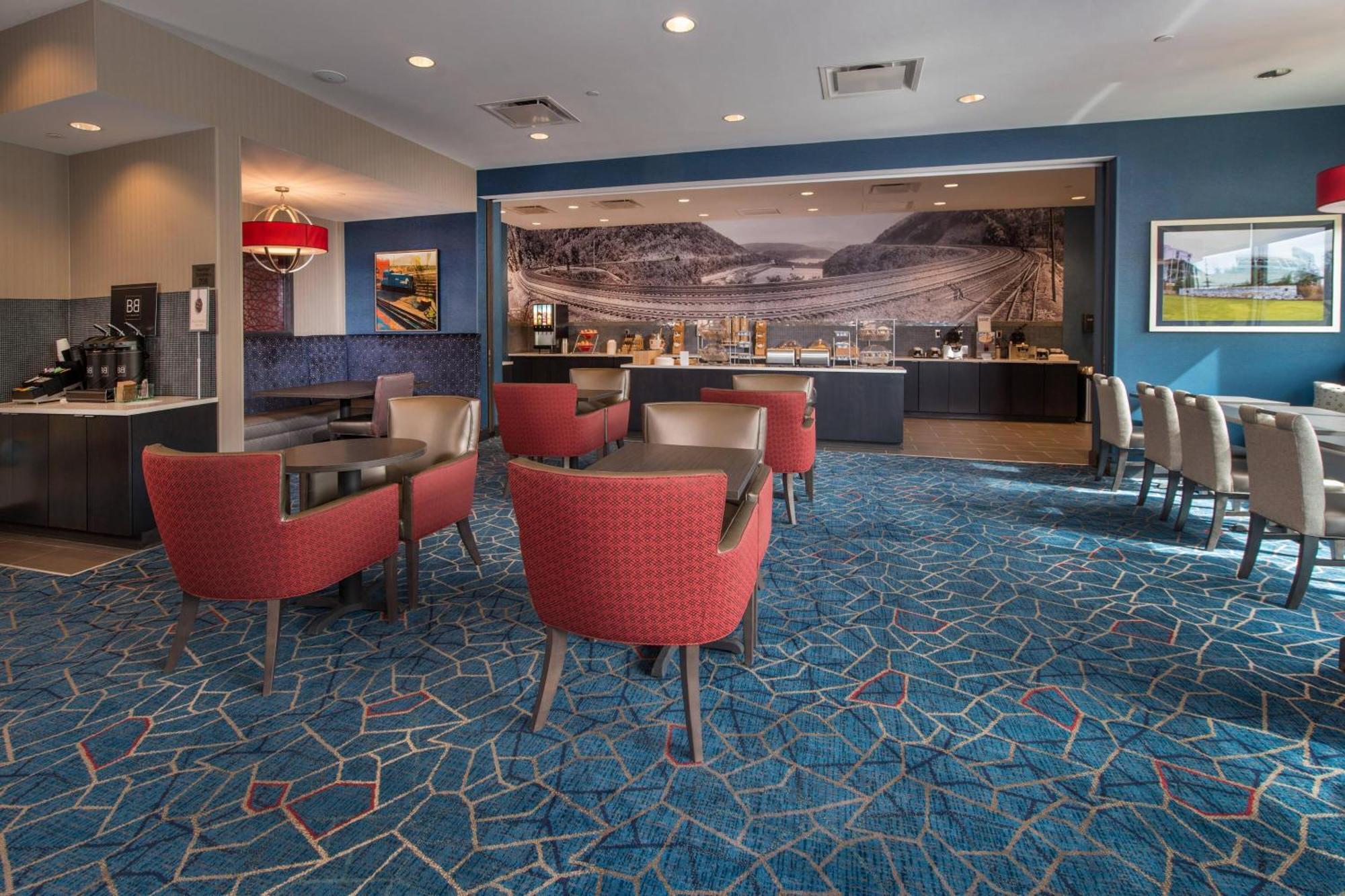 Towneplace Suites By Marriott Altoona Luaran gambar