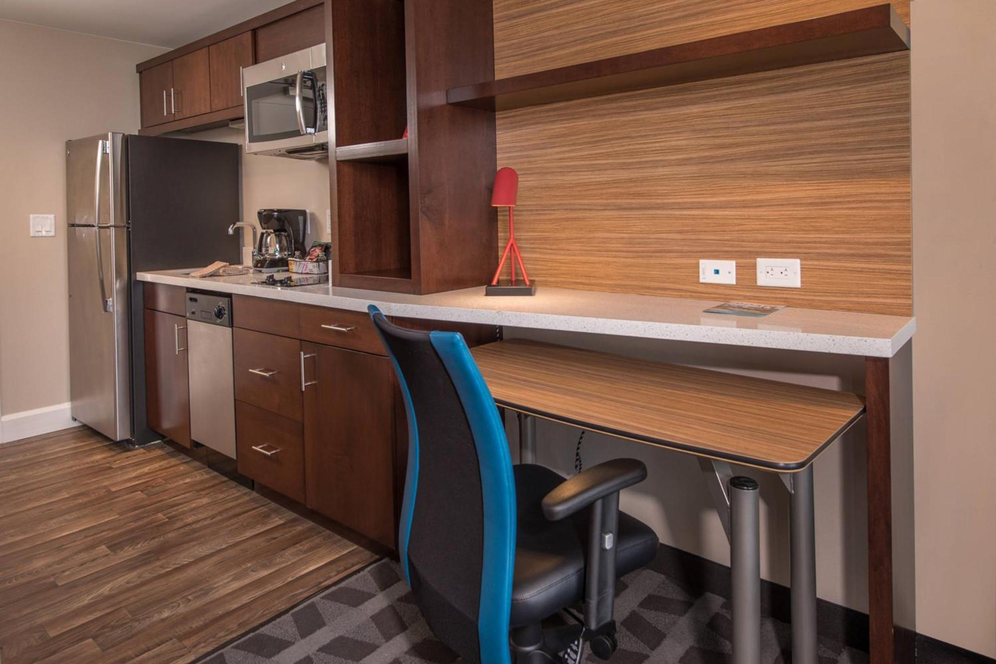 Towneplace Suites By Marriott Altoona Luaran gambar