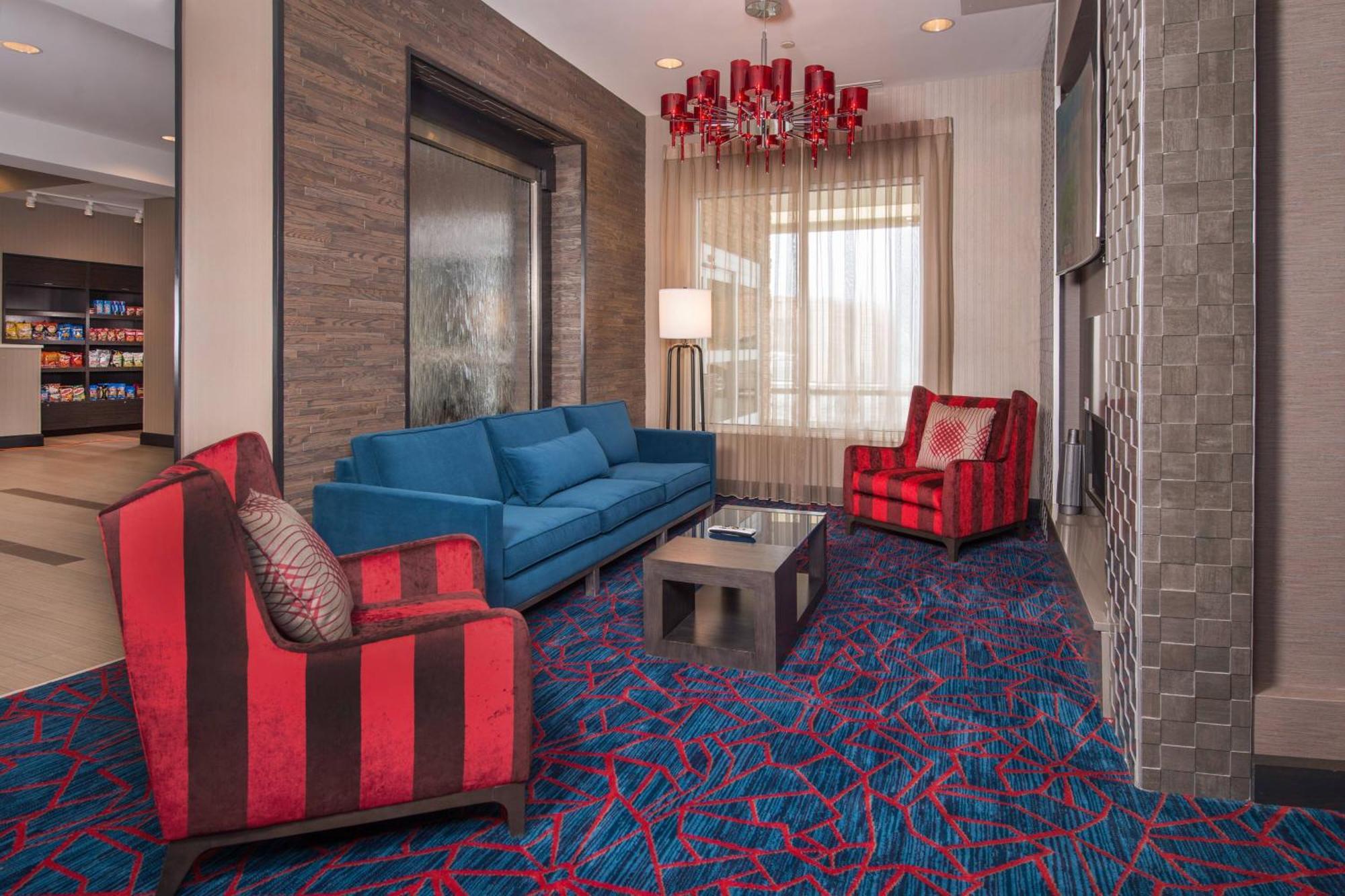 Towneplace Suites By Marriott Altoona Luaran gambar
