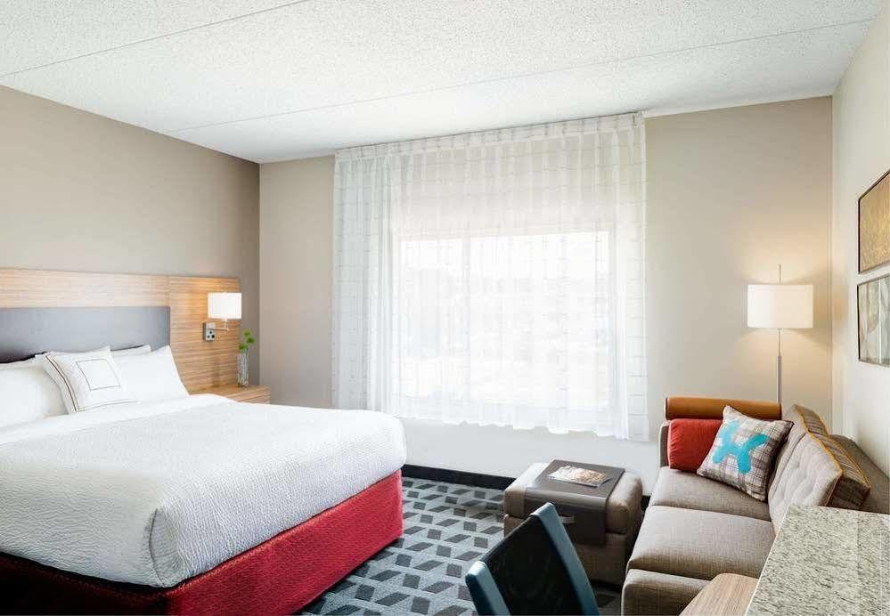 Towneplace Suites By Marriott Altoona Luaran gambar